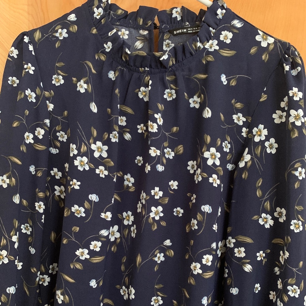 SHEIN Flowers Long Sleeve Blouse